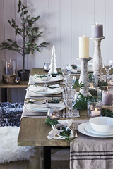 18 Ideas for Styling Your Festive Dining Table