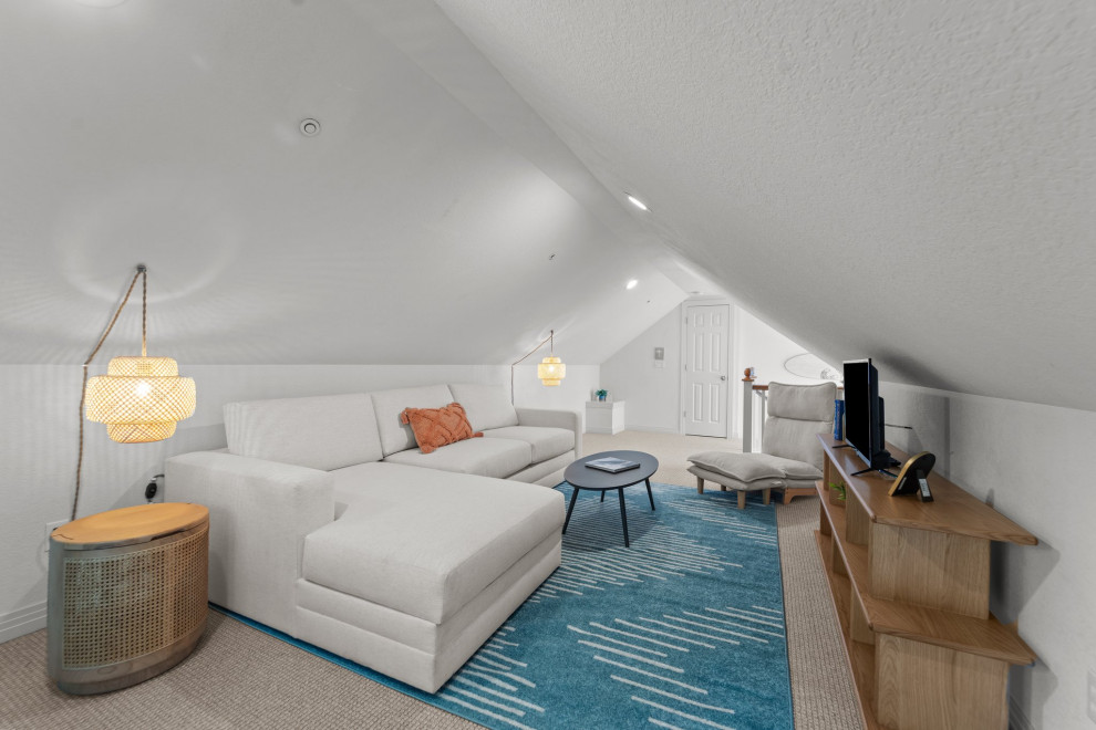 Vacation Rental Design - "Walk On Water"
