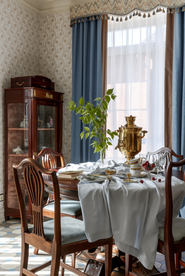 Интерьер дуплекса в поселке Бристоль Московская область часть. Левое крыло