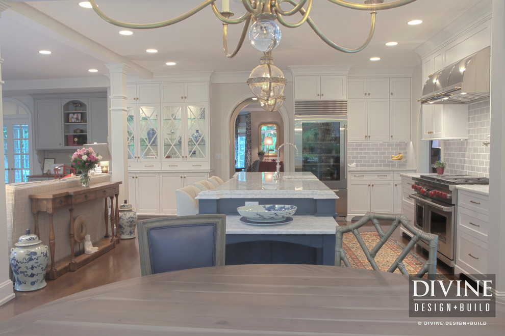 Home design - transitional home design idea in Boston