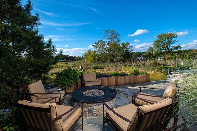 Westmere montagne-terrasse-et-patio