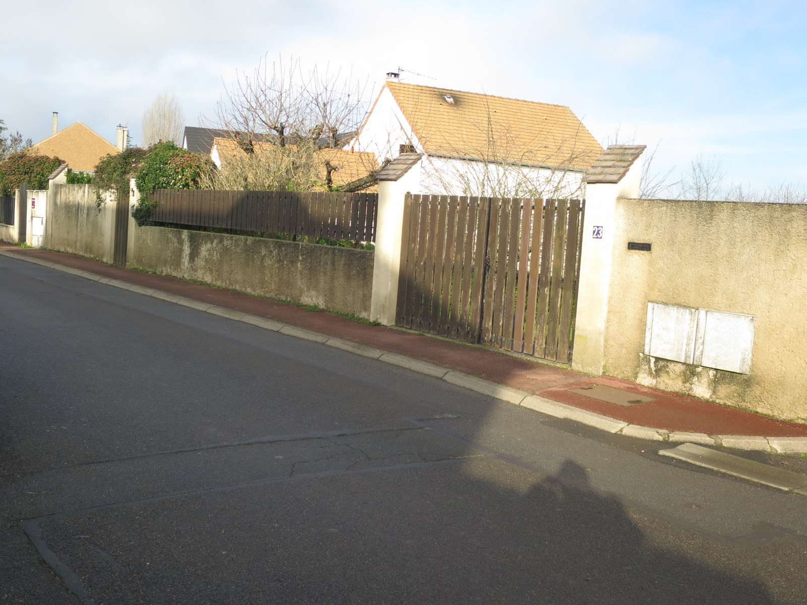 Rénovation d'une maison individuelle de 160 m² et modification de clôture