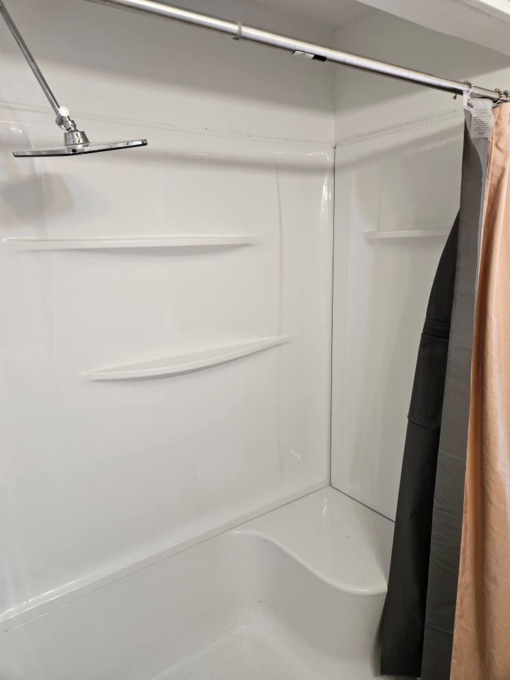 Detroit Bathroom Remodel