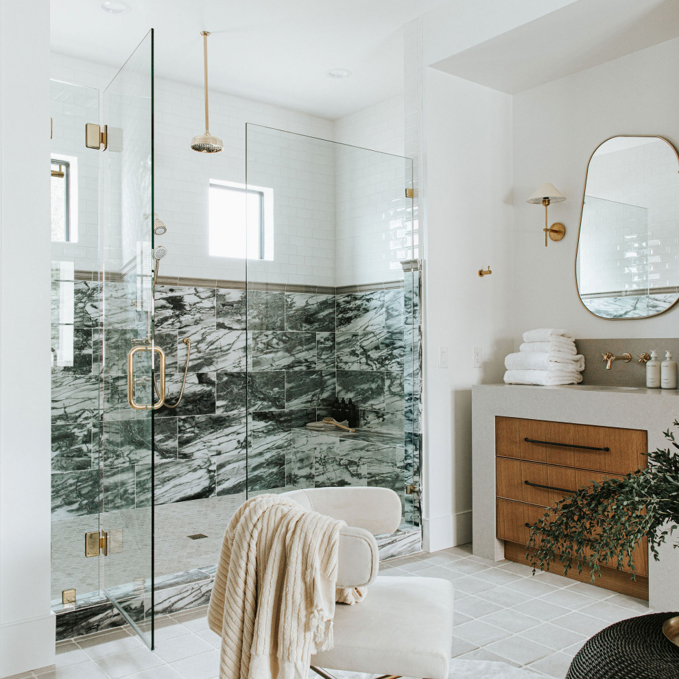 Example of a transitional bathroom design in Phoenix