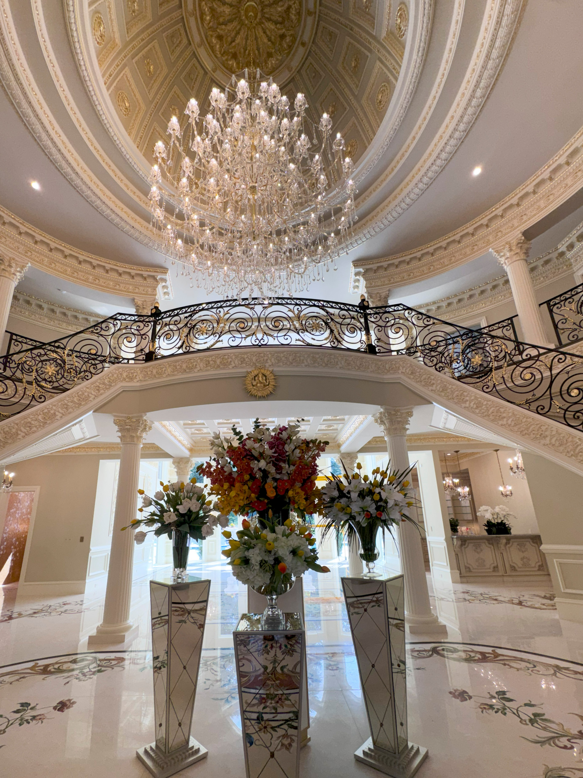 135_Vibrant Staircase with Touch of Historic Grandeur, Great Falls, VA 22066