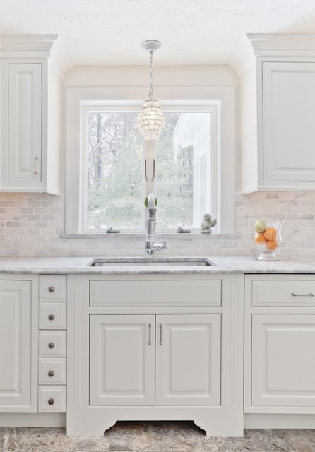 White Kitchen traditional-kitchen