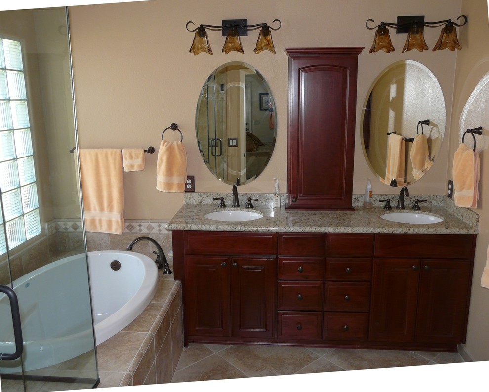Bathroom - bathroom idea in Phoenix