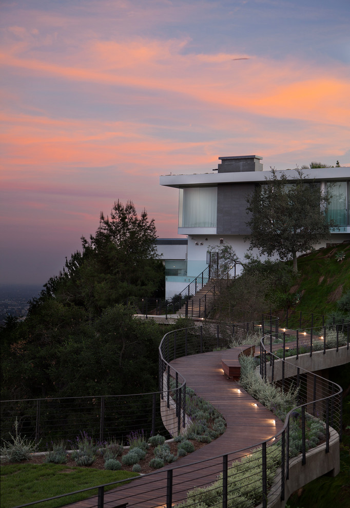 Elevated Sky Garden Walk - Contemporary - Landscape - Los ...