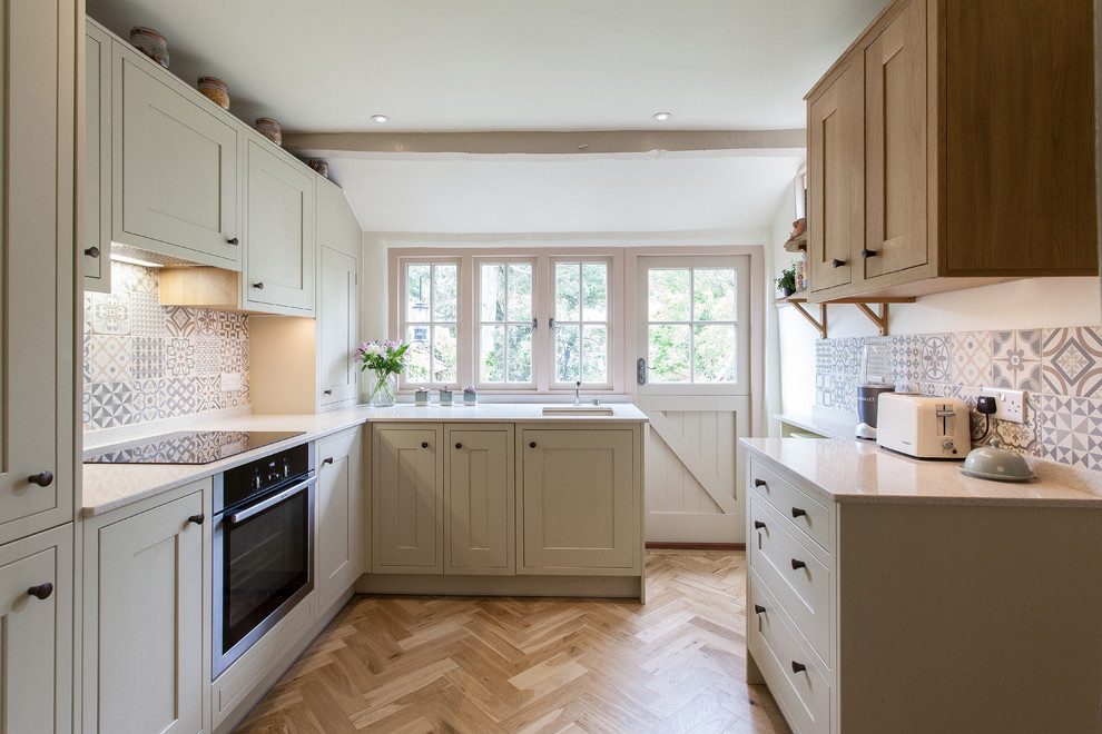 Photo of a country kitchen in Hampshire.