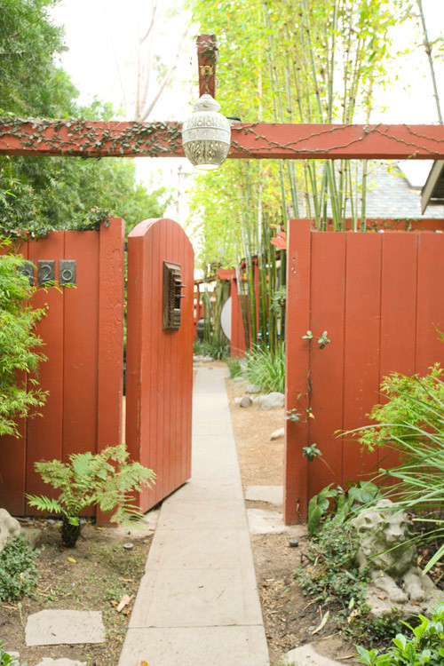 Design ideas for an asian garden in Los Angeles.