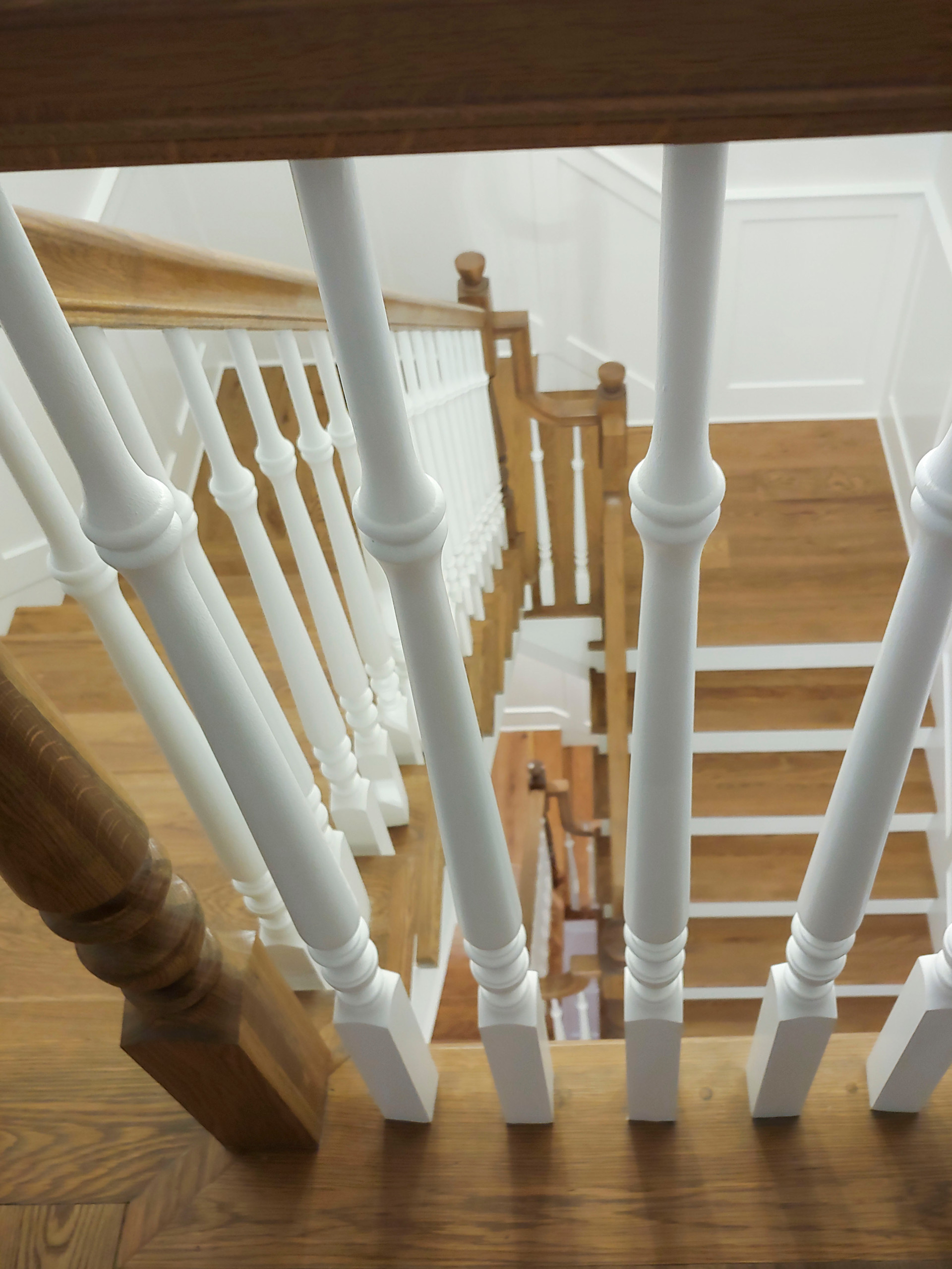 103_Classic Staircase with Stunning Handcrafted Oak Railing System, Aldie VA 201