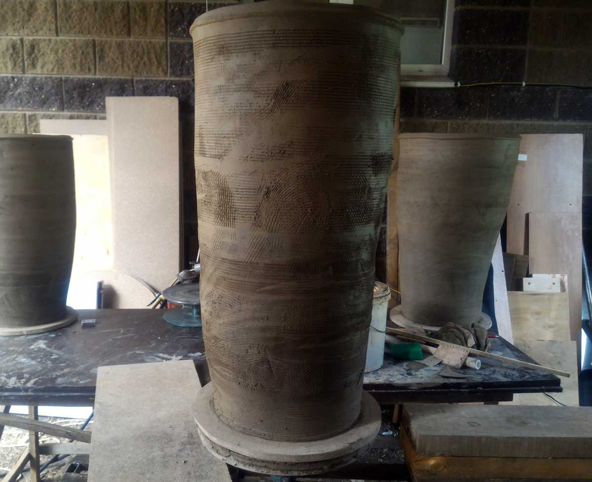 Горшки, амфора и кашпо для ресторана Olivo