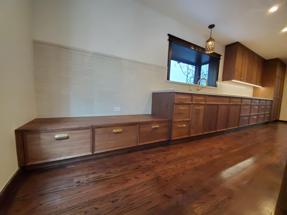 Kitchen seating