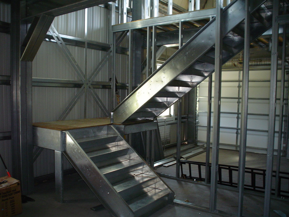 Photo of a contemporary staircase in Orlando.