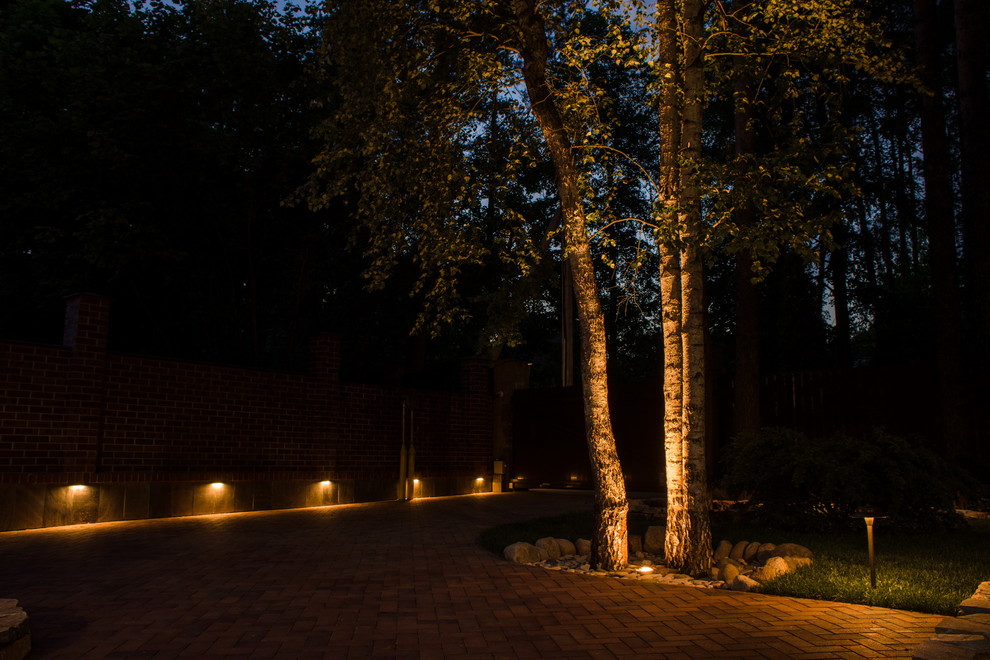 Освещение фасада дома