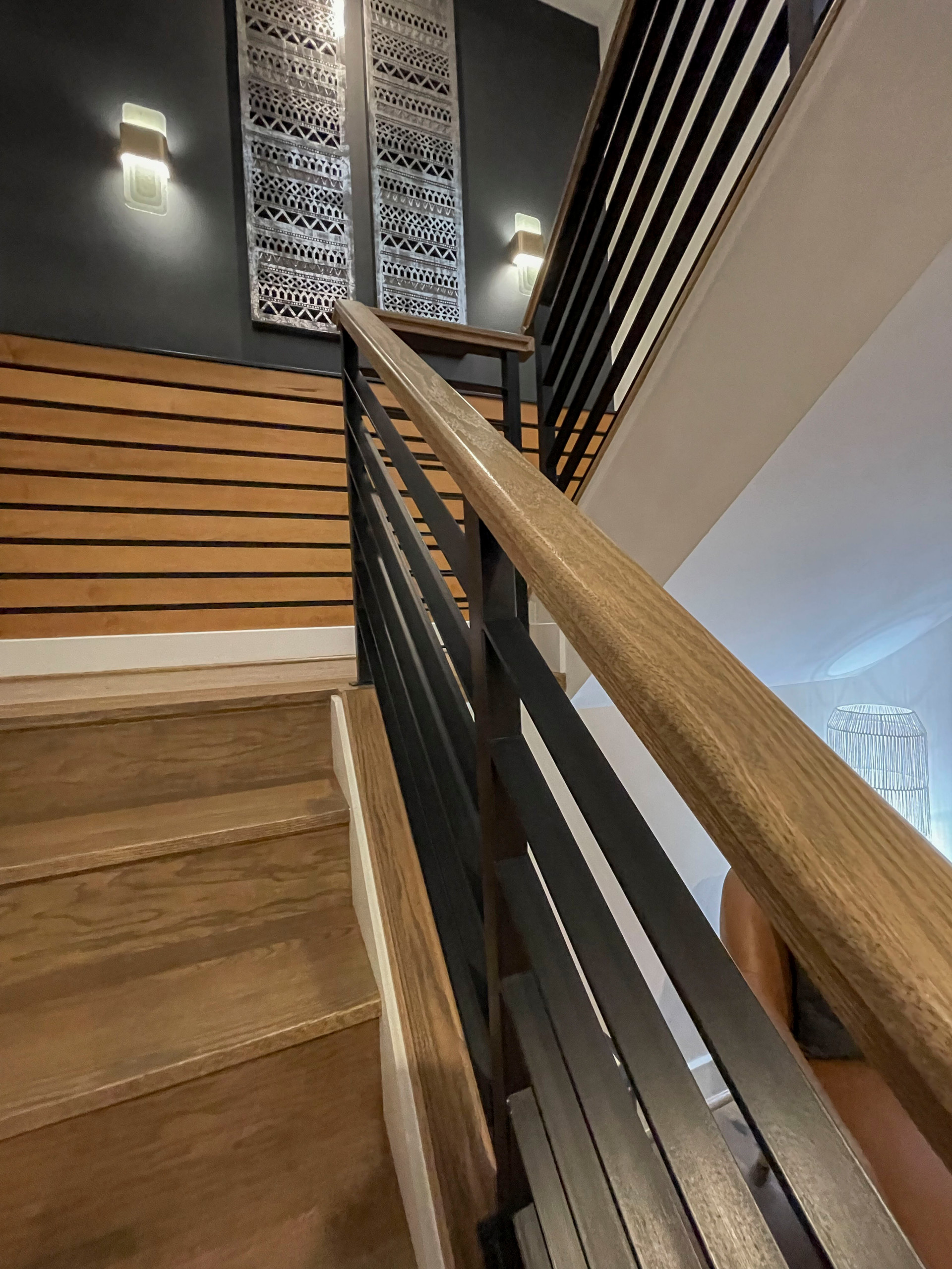 113_Floating Straight- Stringers with No Risers in Contemporary Home, Bethesda M