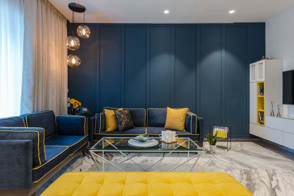 This is an example of a contemporary living room in Mumbai.