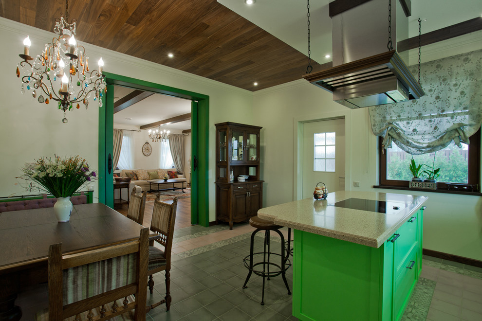 Домик у озера