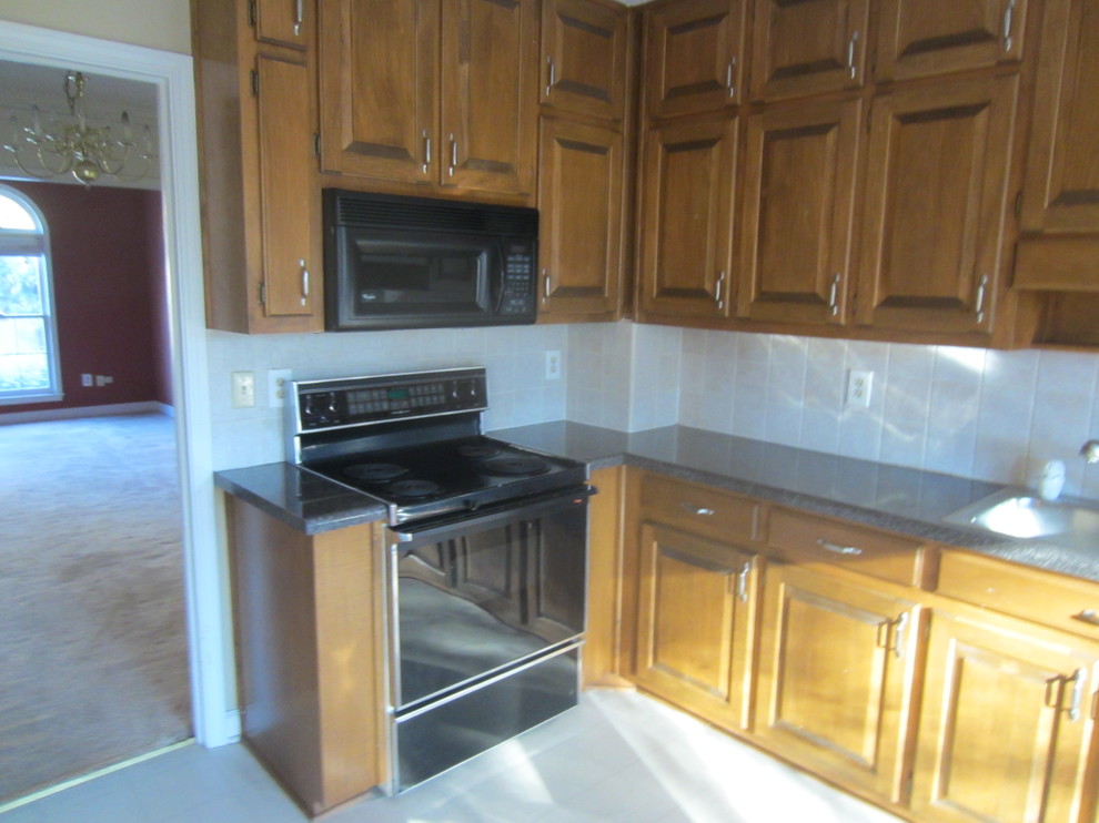 What color to paint or stain kitchen