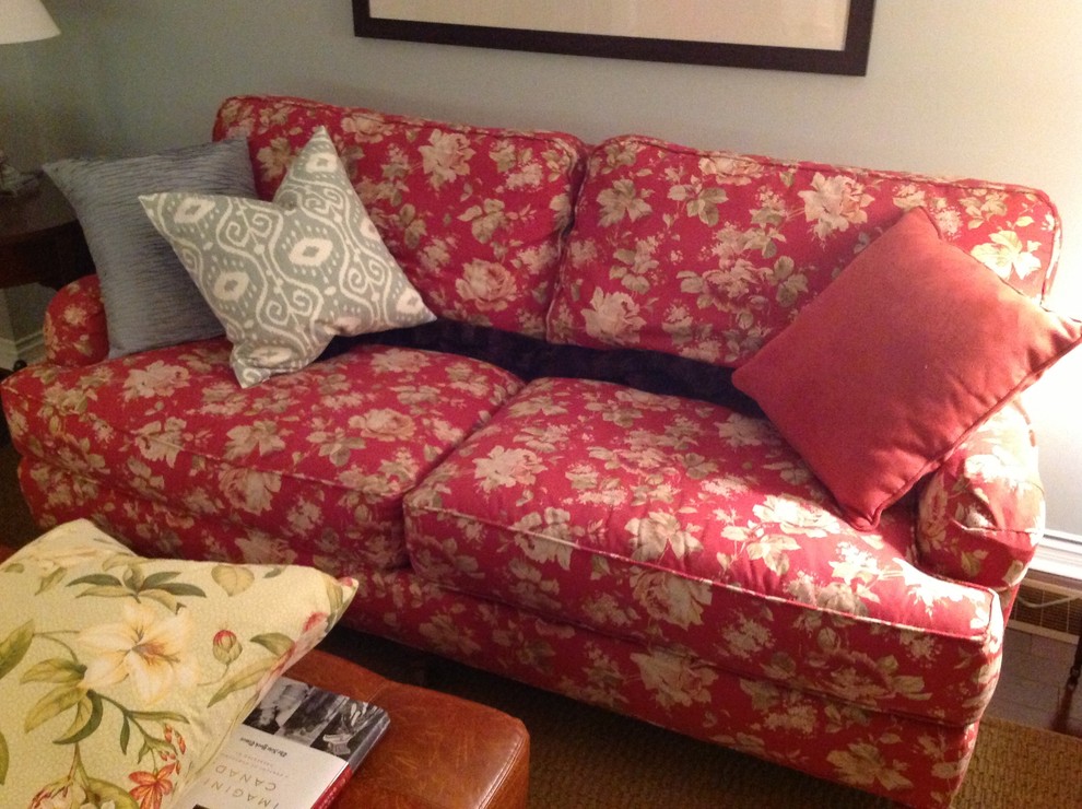 What fabric patterns go with a floral chintz with deep red background?