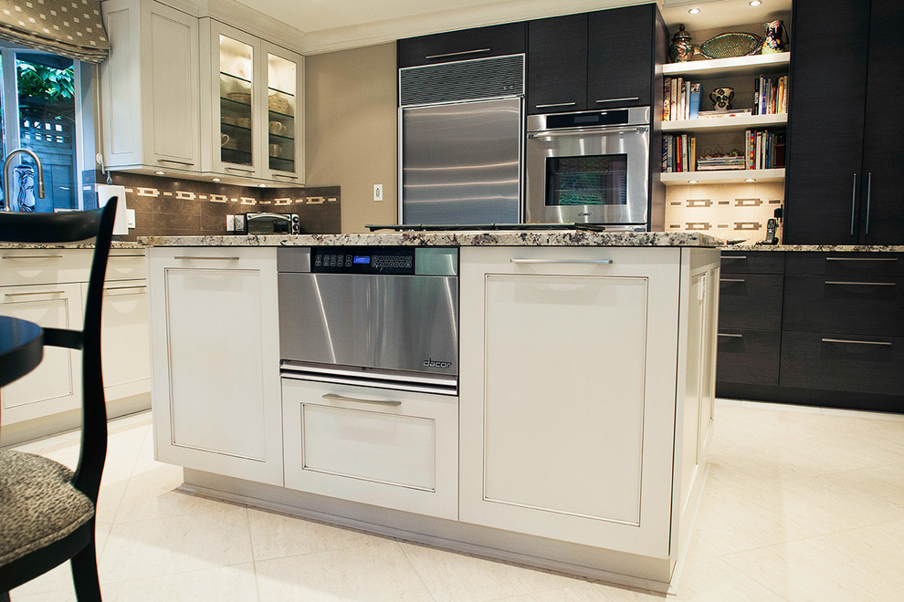 Inspiration for a transitional kitchen remodel in Vancouver