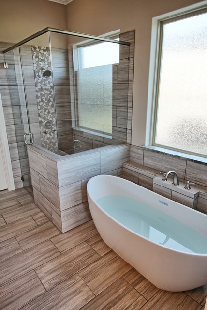 Eagle Ridge transitional-bathroom