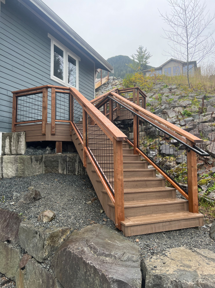 Connecting Staircase