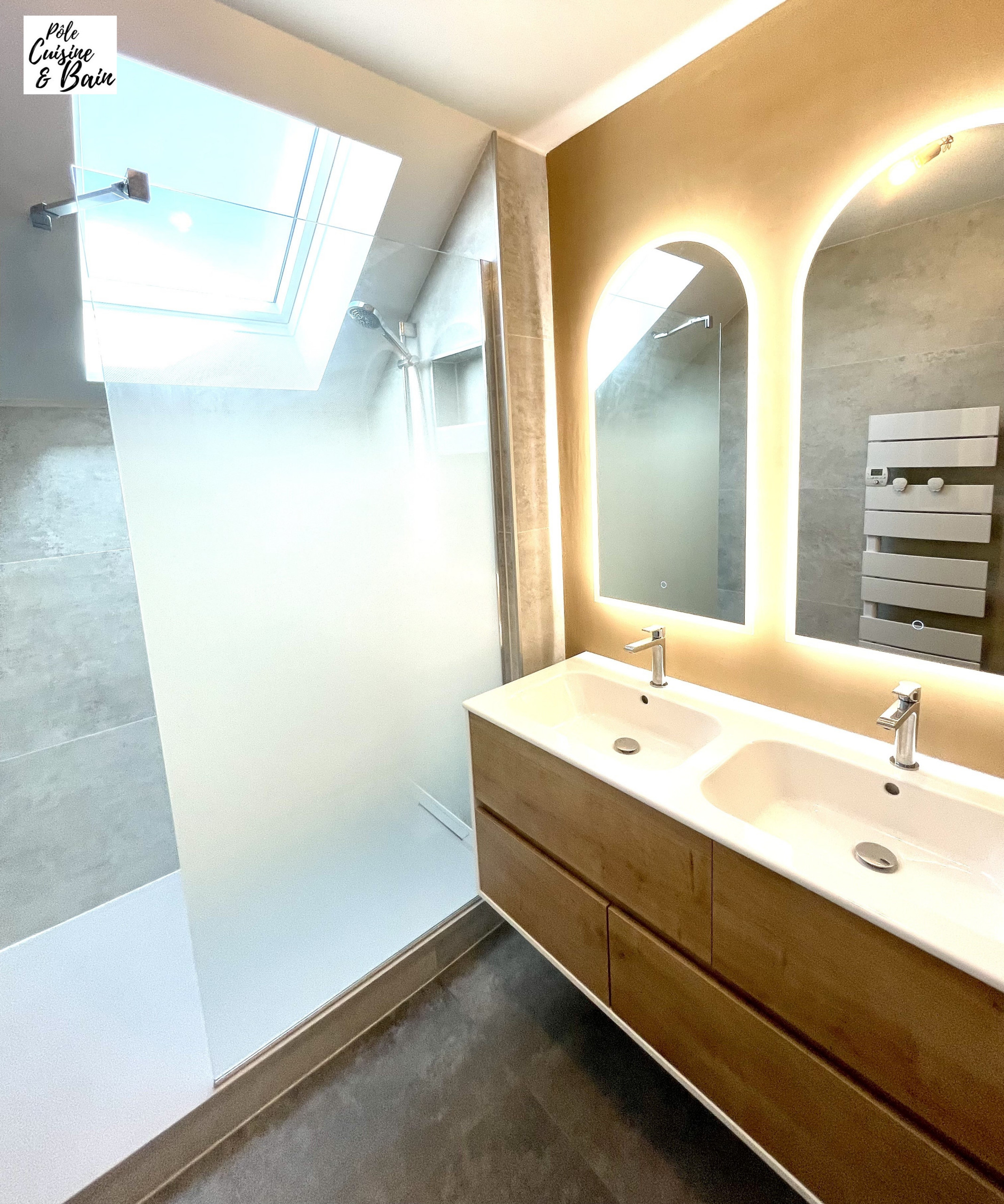 SALLE DE BAIN EN SALLE DE DOUCHE FAMILIALE