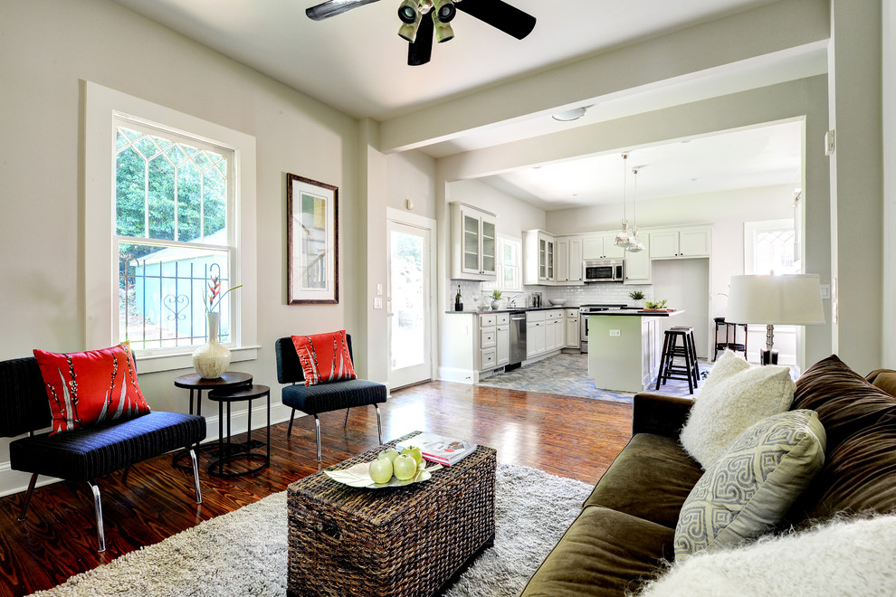 This is an example of a contemporary living room in Atlanta with grey walls.