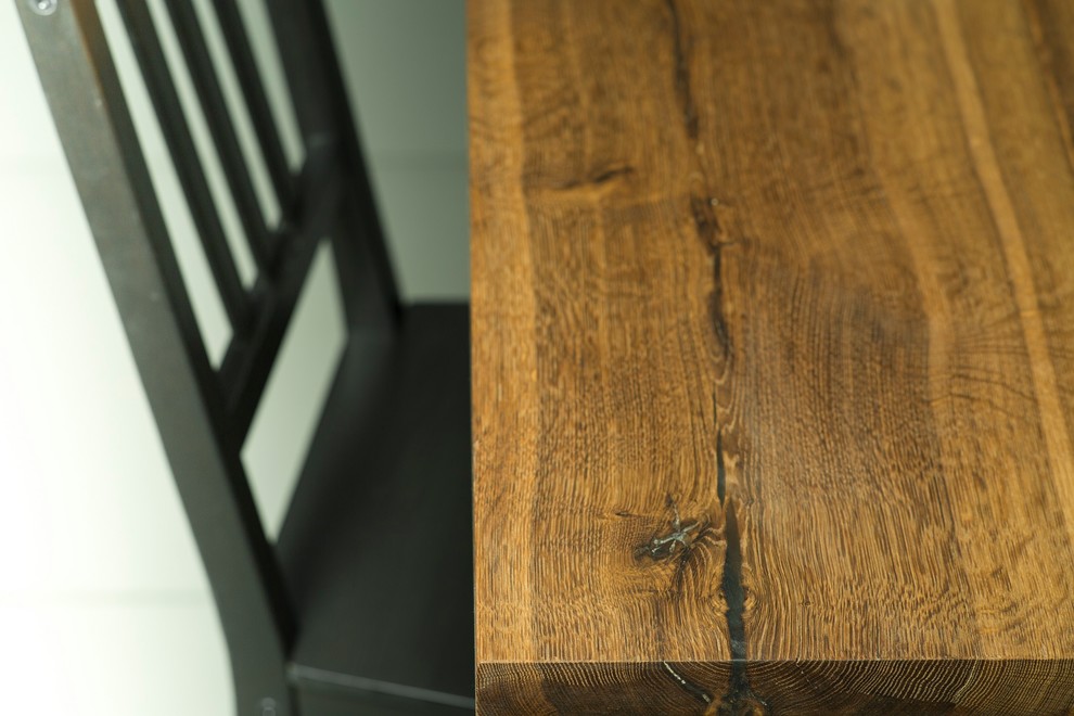 Обеденный стол из массива Дуба