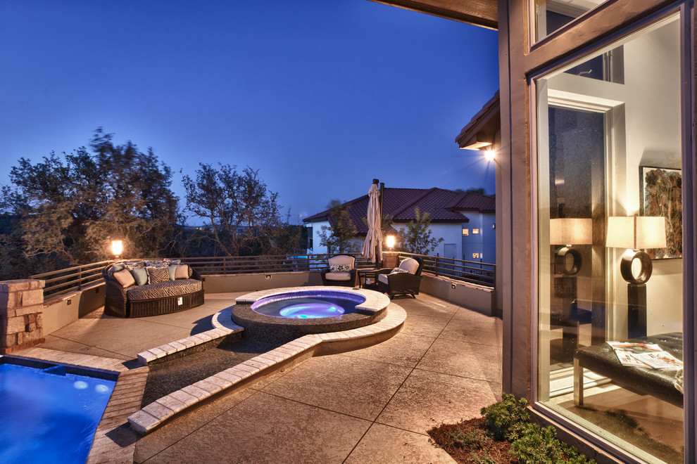 This is an example of a modern patio in Austin.