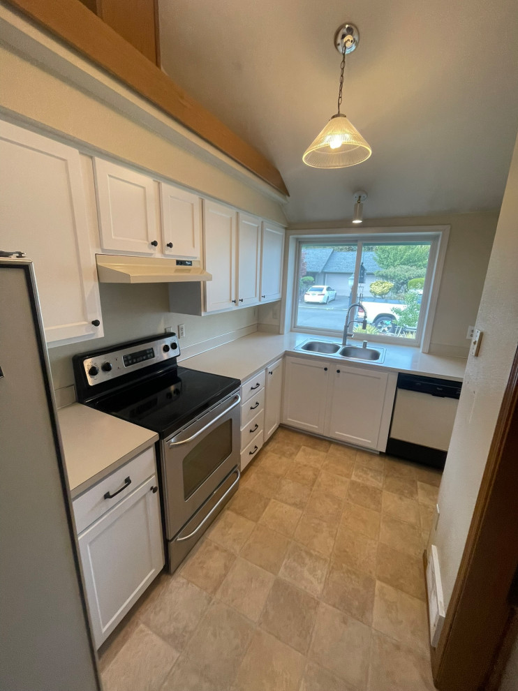 Small Kitchen Refresh With Custom Cabinet Painting