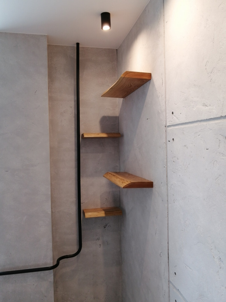 Полки из слэбов дуба на системе скрытого монтажа