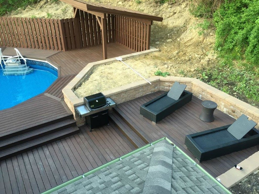Transitional deck photo in New York