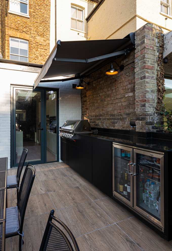 Design ideas for a modern veranda in London.