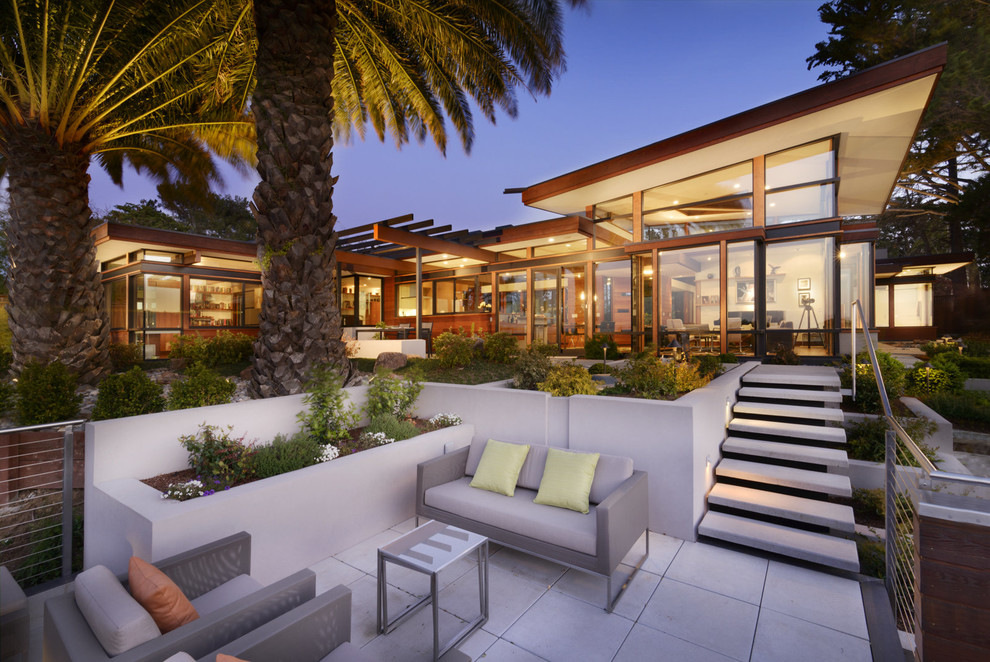 Design ideas for a contemporary patio in San Francisco with no cover.