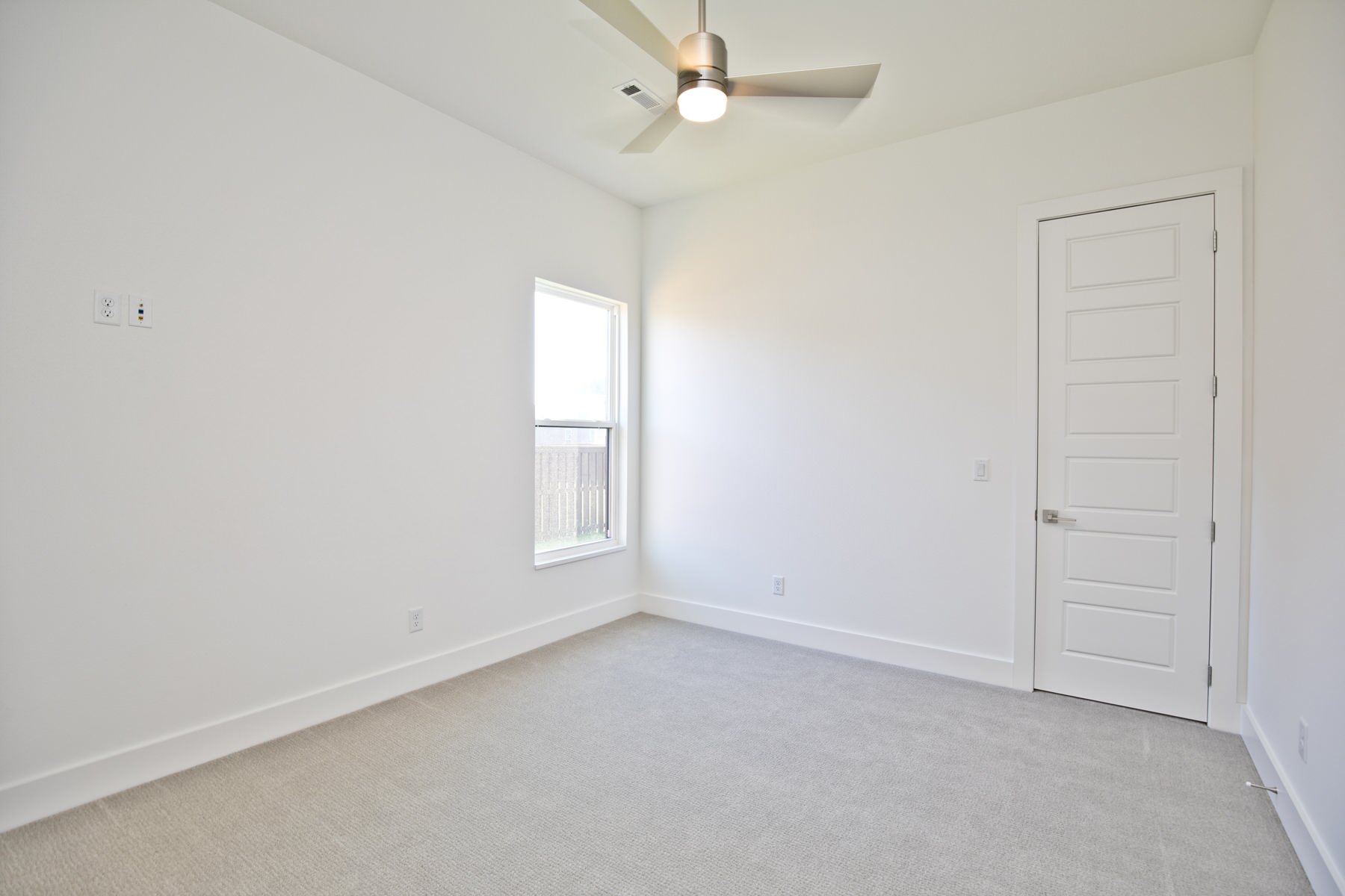 SV136_8605 S 86th PL