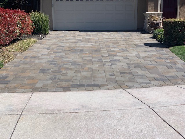 Fremont Pavers