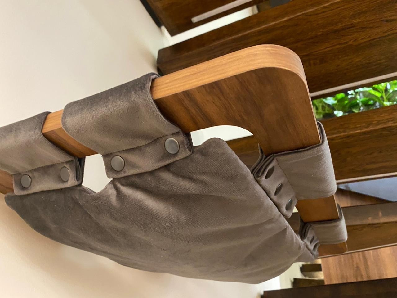 Настенный комплекс для кошек из шпона американского ореха