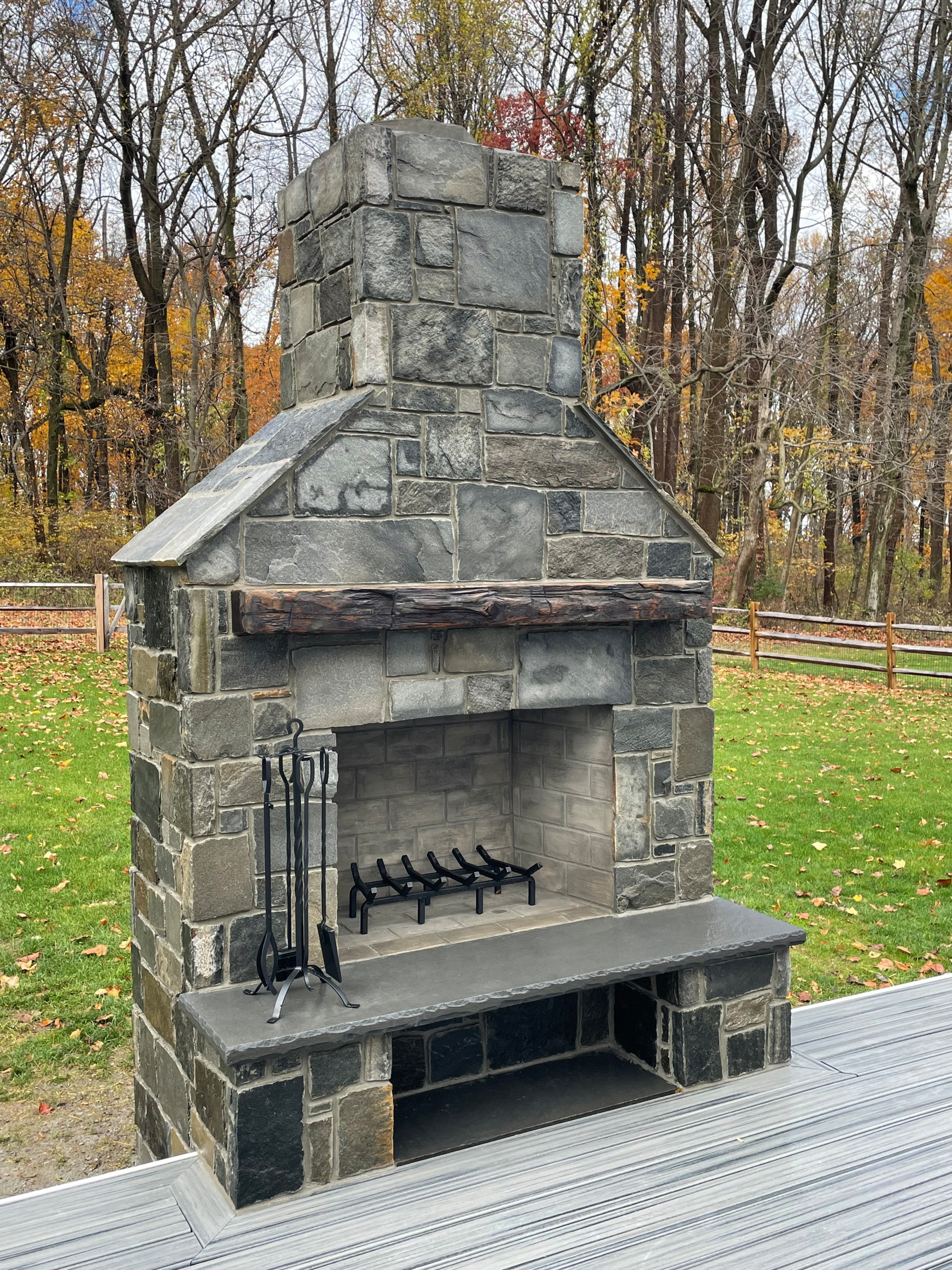 Outdoor Fireplaces, Firepits, and Grills