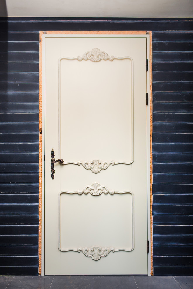 Двери и деревяные понели буазери для магазина