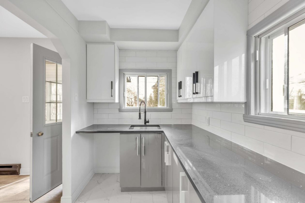 HIGH GLOSS KITCHEN 3