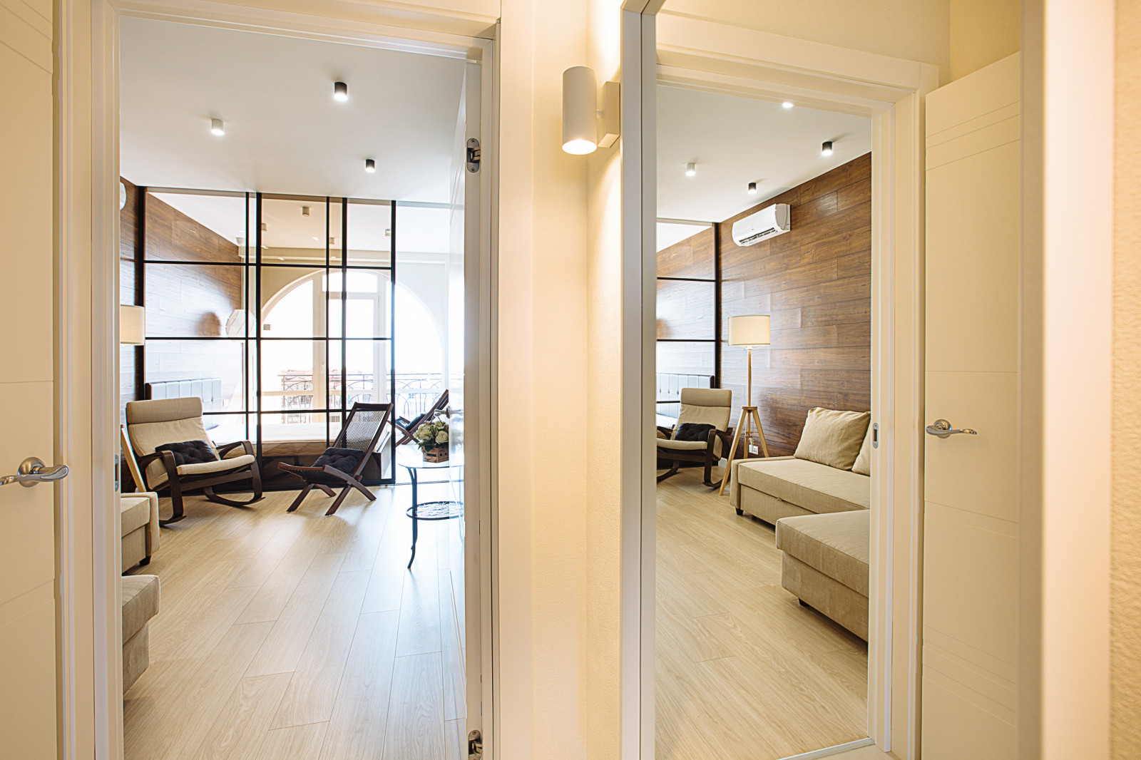 Однокомнатная квартира в современном стиле с шикарным видом на море в Геленджике