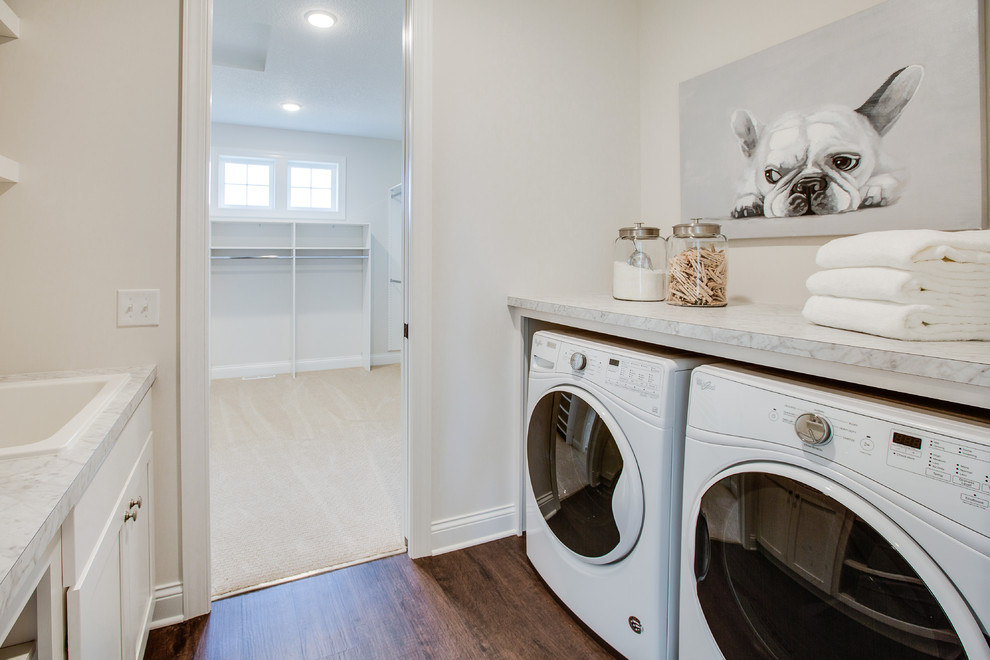This is an example of a country laundry room in Minneapolis.