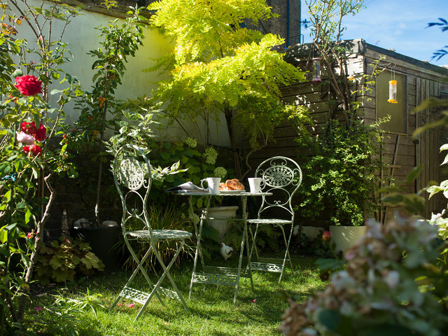 Sothend house traditional-garden