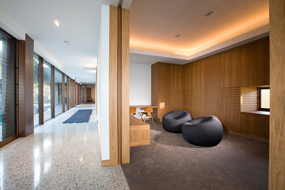 This is an example of a modern hallway in Gold Coast - Tweed.