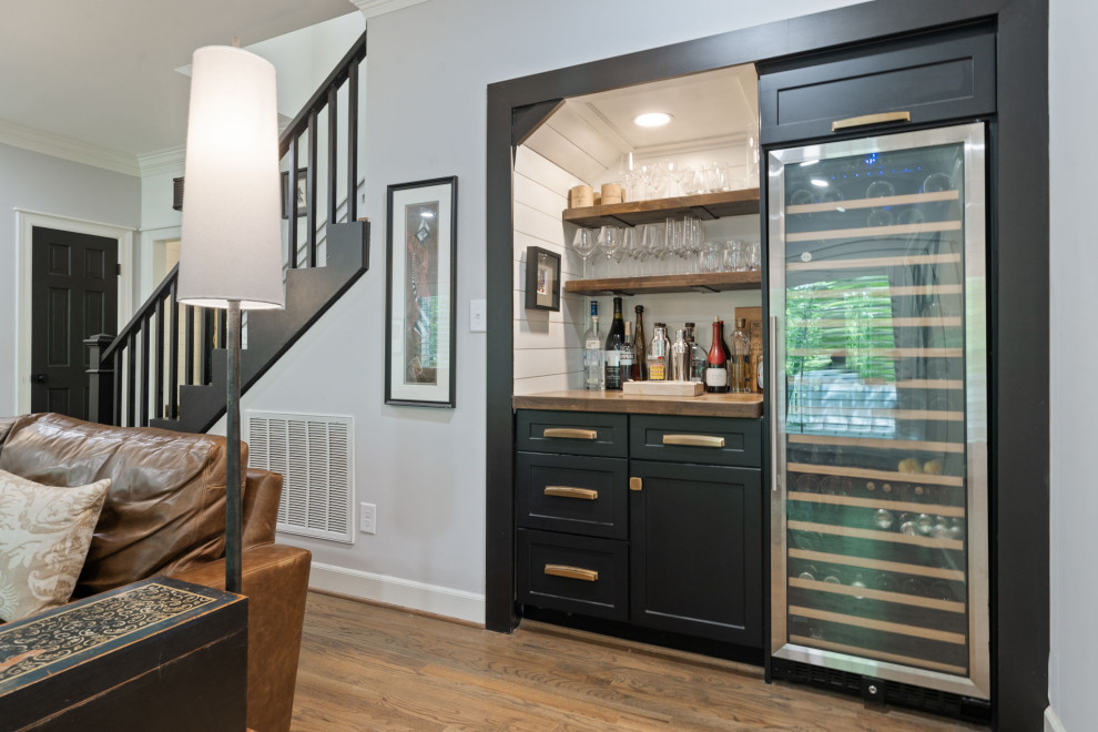 1950 River Way Drive