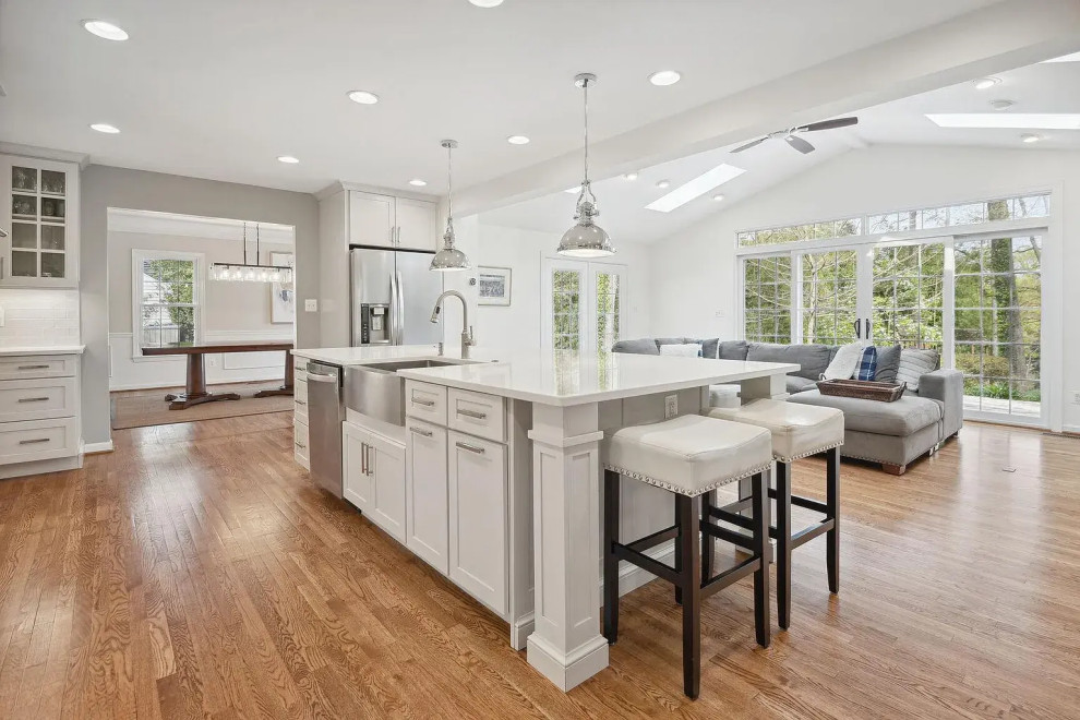 Inspiration for a transitional kitchen remodel in DC Metro
