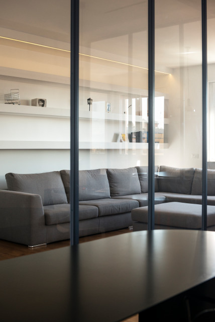 Casa EVF contemporary-family-room