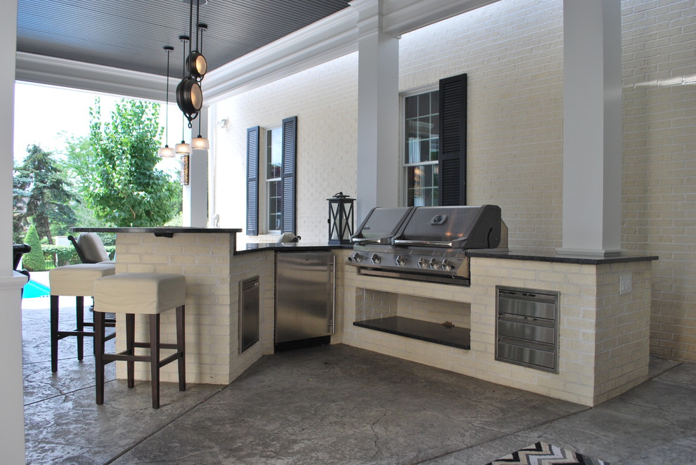 Home design - transitional home design idea in Indianapolis
